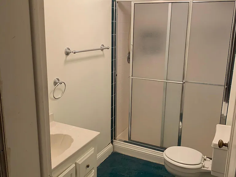 2325 S Clayton St — Photo 23