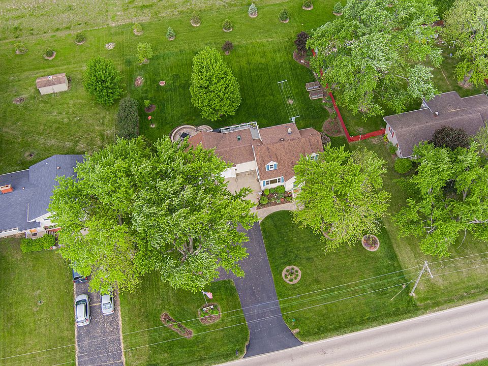23539 Airport Rd, Sycamore, IL 60178 Zillow