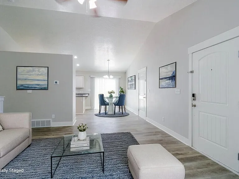 1791 E Tumwater Ln — Photo 4