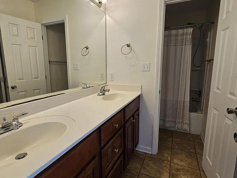 2312 Paula Cir — Photo 9