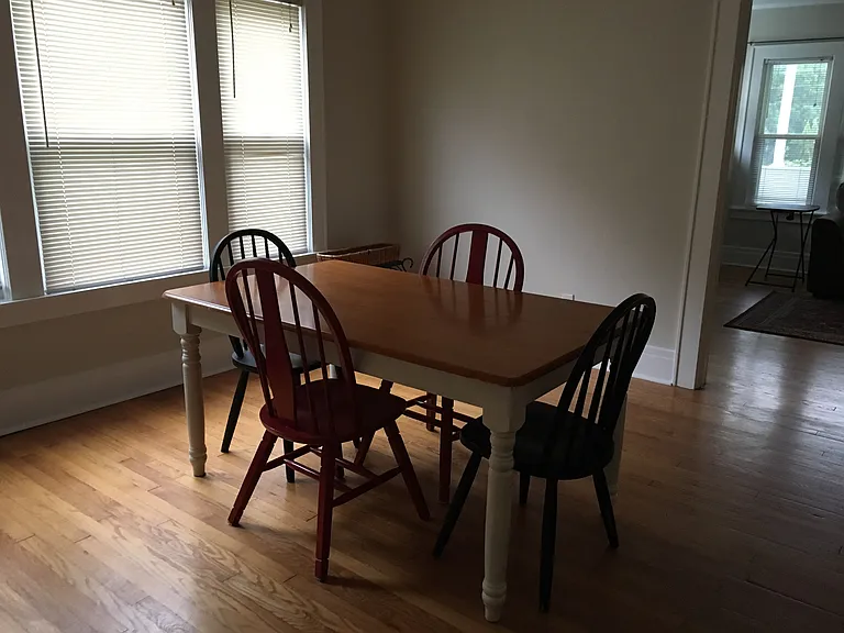 345 Buckingham Ave — Photo 4
