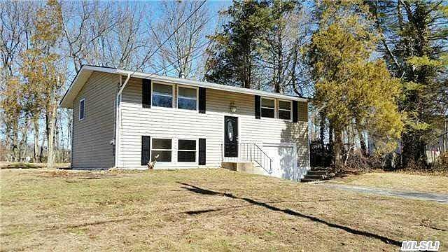 1st image of 25 Cabin Ln
