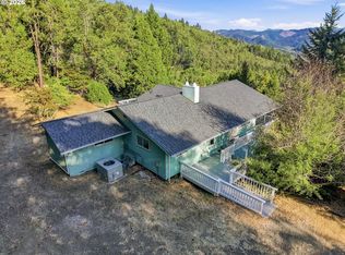 1604 Spring Brook Rd, Myrtle Creek, OR 97457
