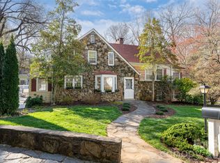 25 Blackwood Rd, Asheville, NC 28804