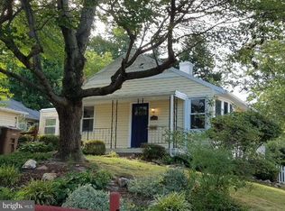 1206 Simmons Dr, Rockville, MD 20851