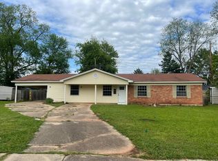 3208 Anita Cir, Bossier City, LA 71112