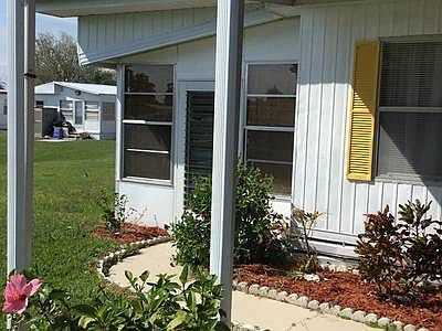 3rd image of 15 El Portal Ln