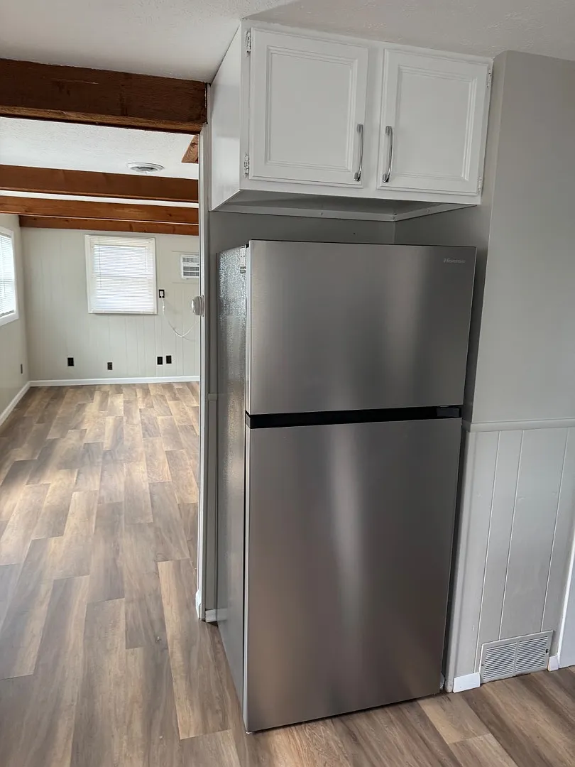 15 N Barker St — Photo 4