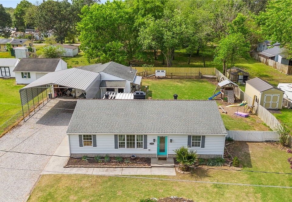 1st image of 13923 White Oak Dr