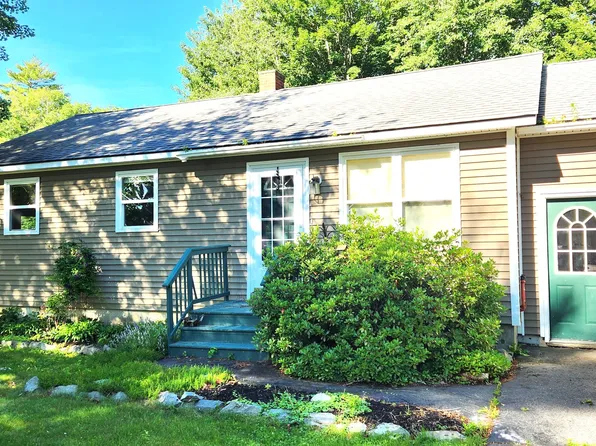 20 Curtis Lane, Milford, ME 04461