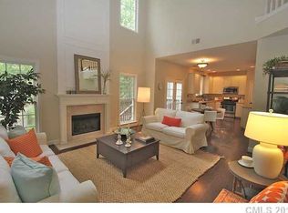 1946 Dunhill Dr, Charlotte, NC 28205