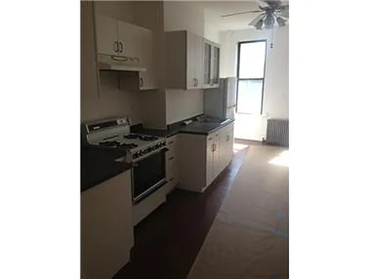 Rented by Douglas Elliman | media 16