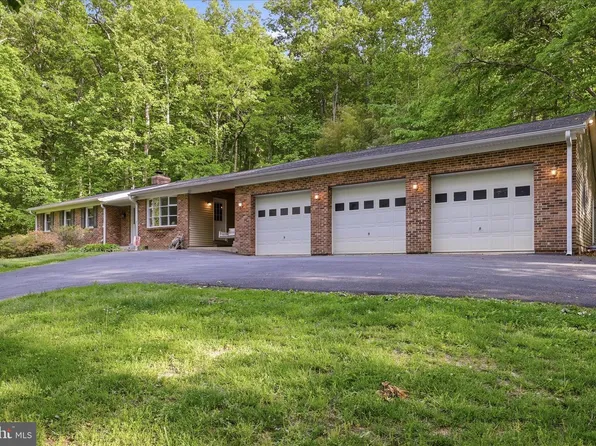 99 Carefree Ln, Boyce, VA 22620