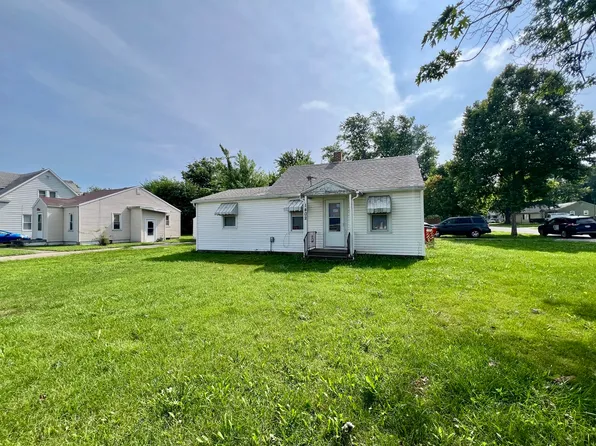 1402 N Harris Ave, Champaign, IL 61820