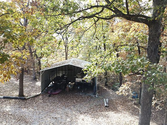 5th image of 6870 NE 969 Private Rd