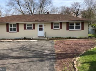 830 E Evesham Rd, Glendora, NJ 08029