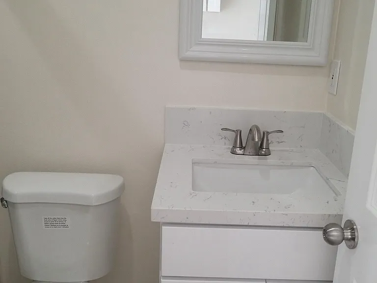 1537 W Woodcrest Ave #A — Photo 8