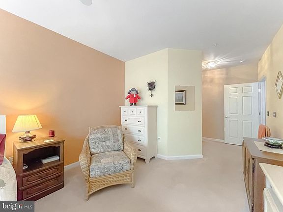 4th image of 262 Driftwood Ln #262