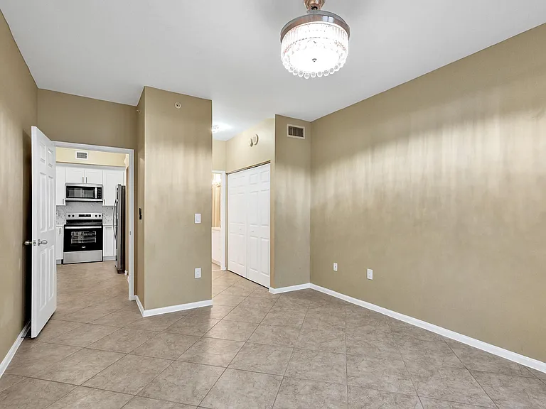 651 Okeechobee Blvd #1010 — Photo 13