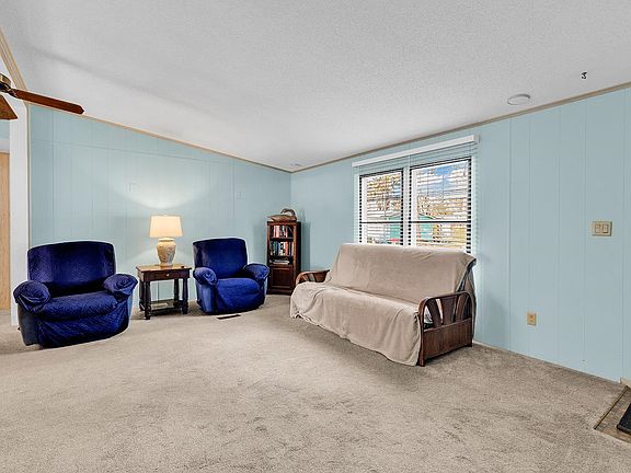 3rd image of 3443 Piedmont Trail