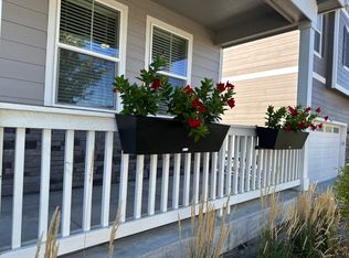17512 Red Cosmos Point, Parker, CO 80134