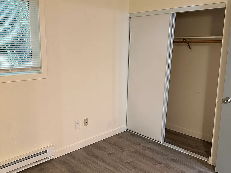 2425 SW Leonard St #3 — Photo 5