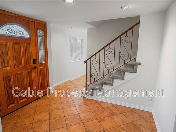 4th image of 23569 Adamsboro Dr