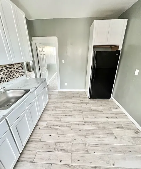 492 Park Ave #13 — Photo 13