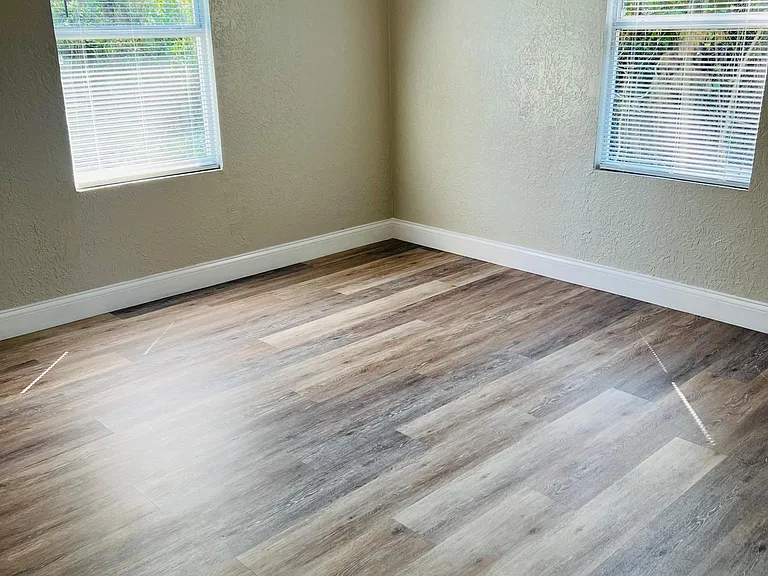 655 Carol St — Photo 7