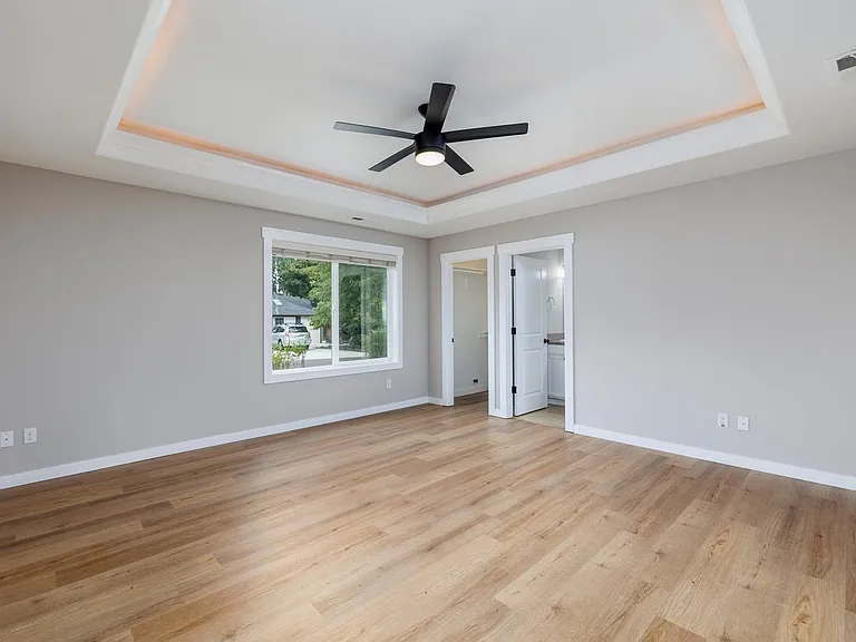 220 NW 137th Ave — Photo 15