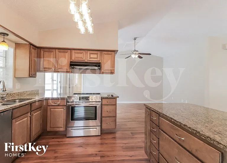 1365 Lech Ave NW — Photo 6