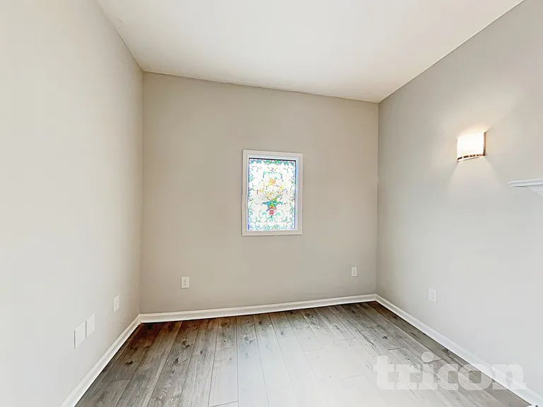 295 Wisteria Blvd — Photo 5