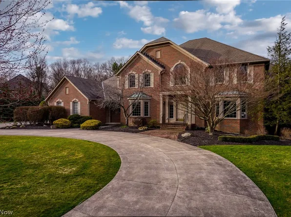 32515 Brighton Park Blvd, Solon, OH 44139