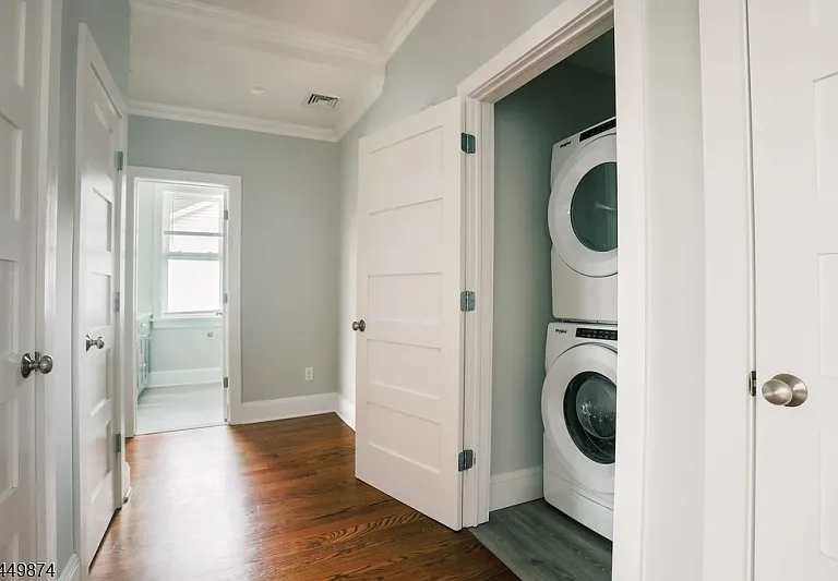 49 Park Ave #2 — Photo 15