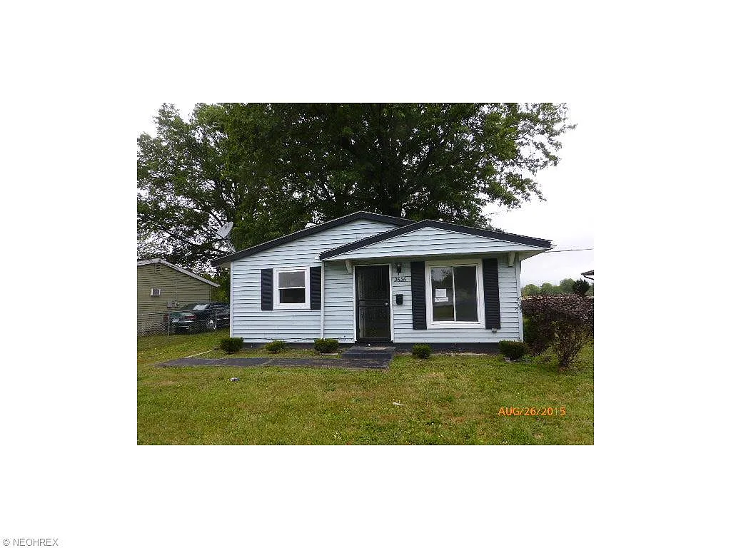 2636 Hamilton St SW photo 1