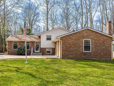 1224 Grassmere St SE, North Canton, OH, 44709