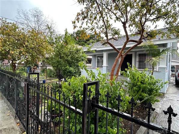 876 E 35th St, Los Angeles, CA 90011