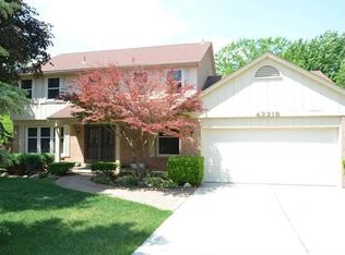 42219 Bradner Rd, Northville, MI 48168