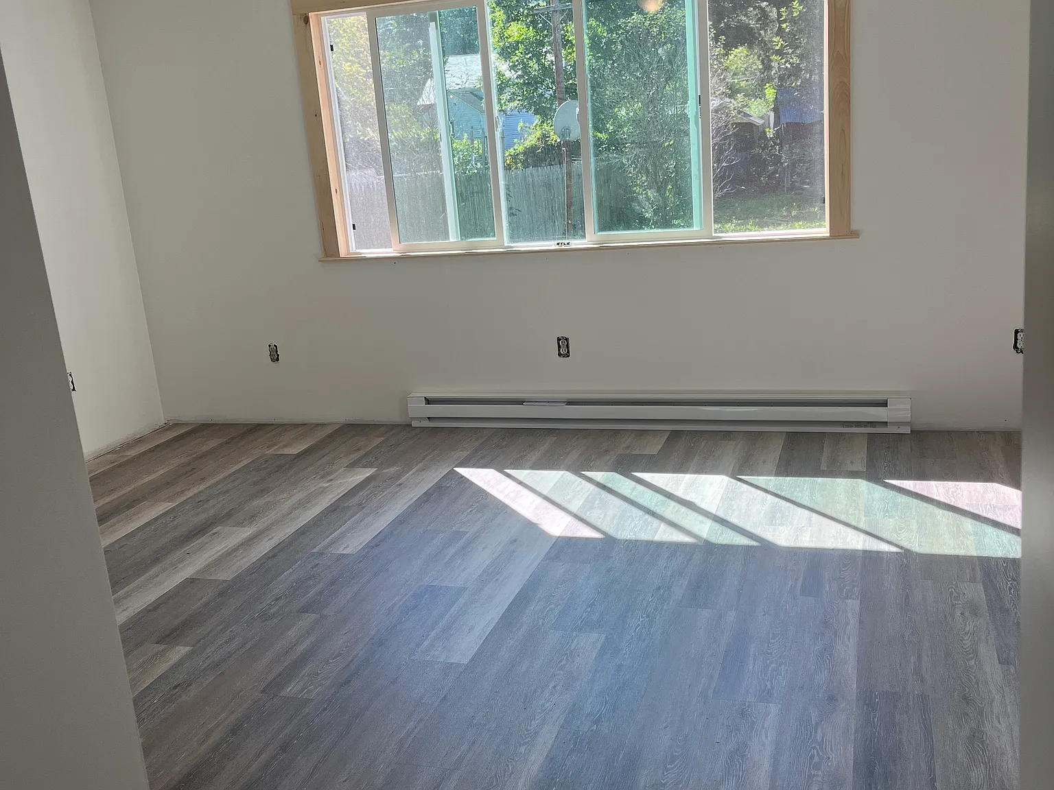 3 bed, 1358 sqft, $1,800 — Photo 3