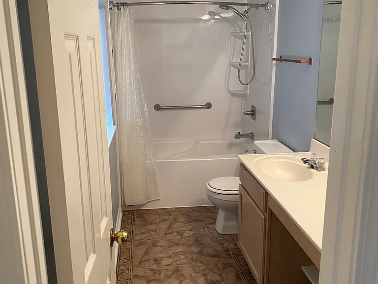 2418 Headwaters Dr — Photo 22