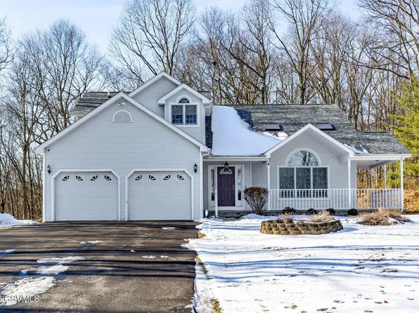 135 Woodhill Rd, Danville, PA 17821