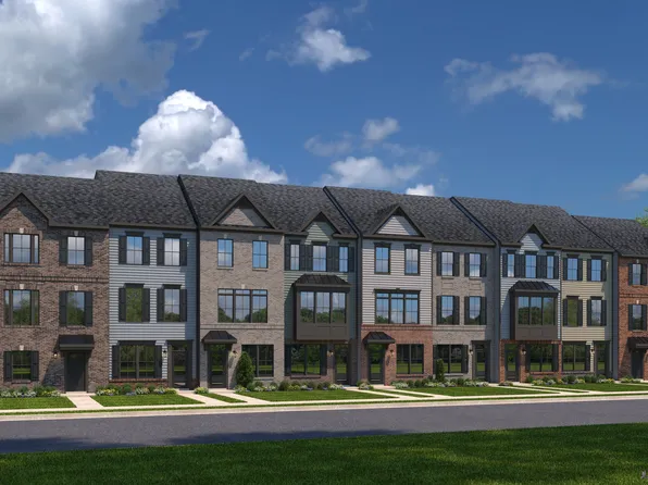 14032 Sunrise Valley Dr, Herndon, VA 20171