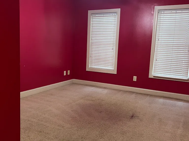311 Pinecroft Dr — Photo 20