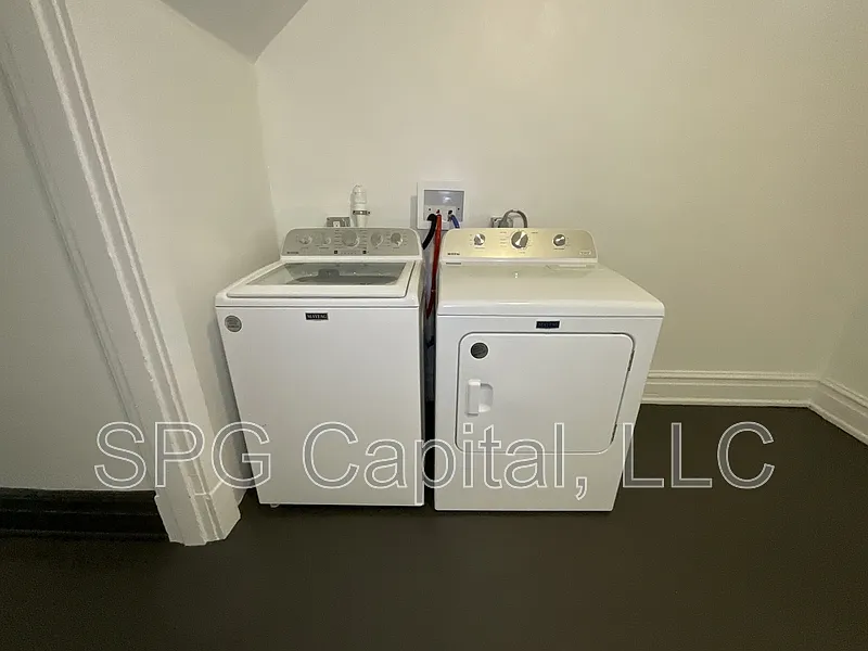 3 bed, 2.0 bath, 1472 sqft, $1,295 — Photo 4