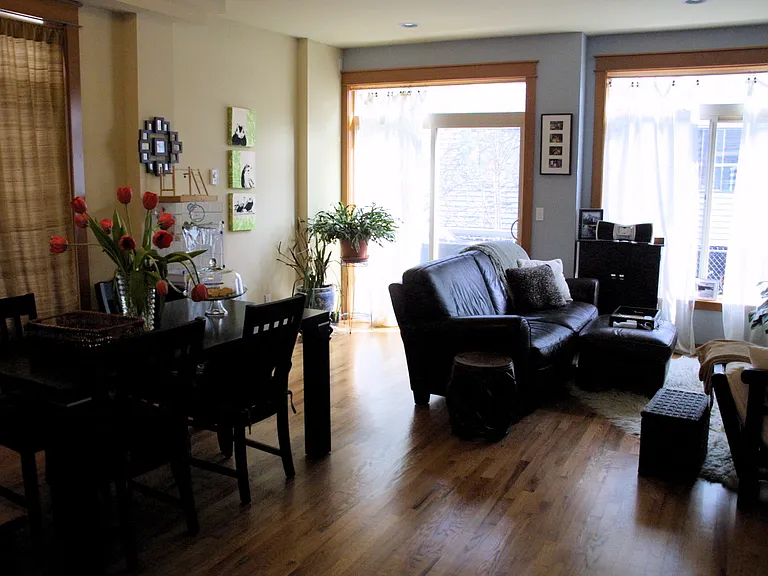 4314B 8th Ave NE #B — Photo 6