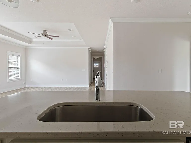 1710 Grouse St — Photo 28
