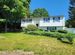 87 Nicholas Rd, Raynham, MA 02767