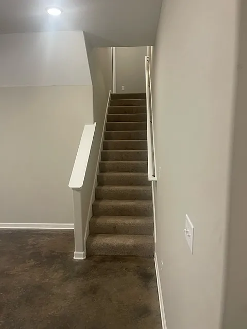 3 bed, 1934 sqft, $2,000 — Photo 3