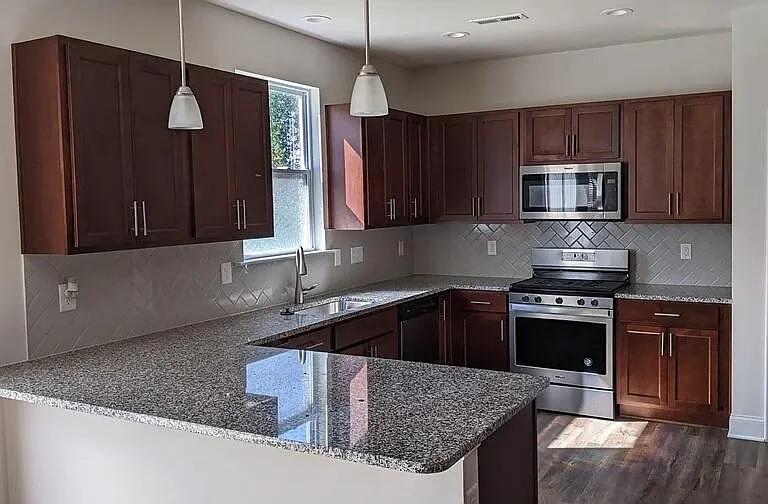 108 Mallard Loop Dr — Photo 4