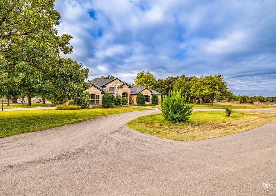 1st image of 434 Private Road 2236 #11